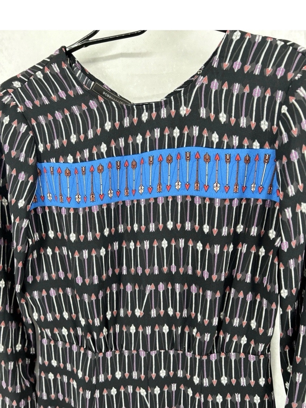 BCBGMaxAzria Black Arrow-Print Long-Sleeve Dress with Blue Insets - Picture 3 of 7